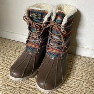 Women’s size 7 Pendleton Wool Lined Boots